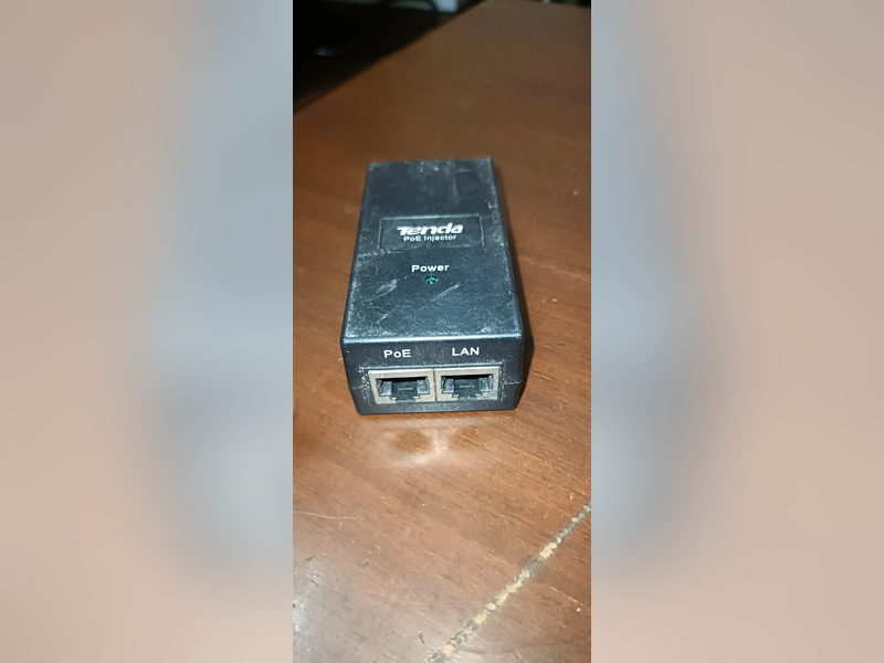 PoE Injector / Adapter (802.3af/at)