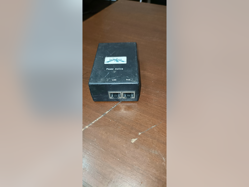 Click to enlarge PoE Injector / Adapter (802.3af/at), Ubiquiti-style injector