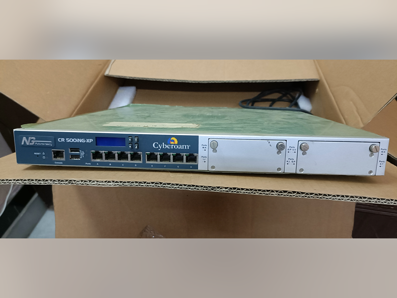 Cyberoam CR500iNG-XP Next-Gen UTM Firewall