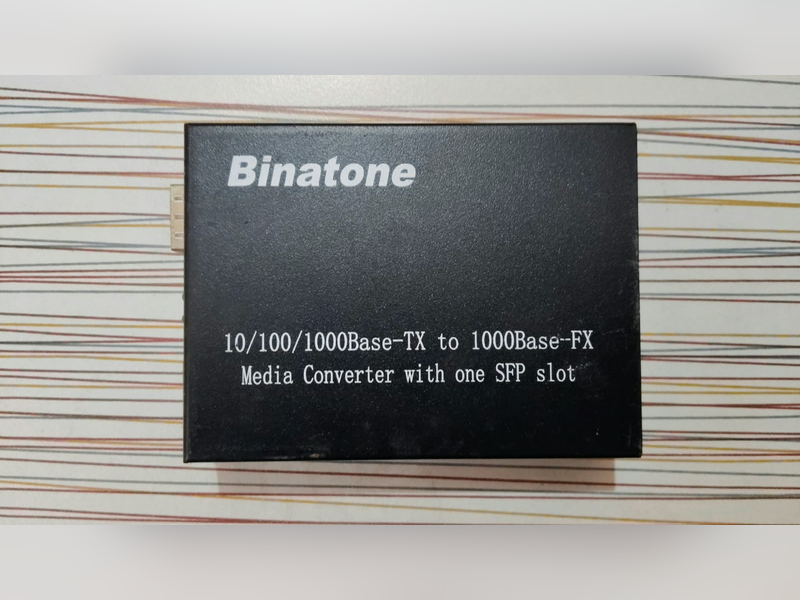Click to enlarge Fibre Media Converters (DBC, Binatone and techNXT), Binatone converter, top