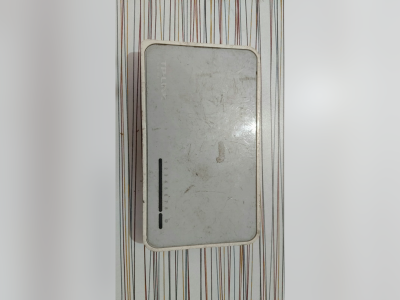TP-Link TL-SF1008D 8-Port Switch