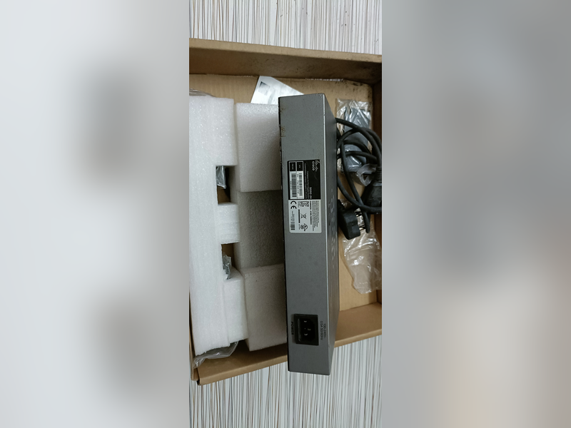 Click to enlarge Cisco SG92-24 24-Port Gigabit Switch, back panel