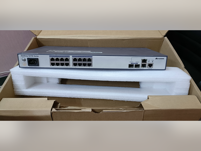 Huawei S2700-18TP-EI-AC 16-Port Switch