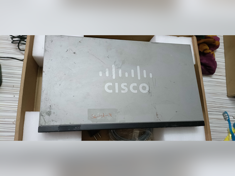 Click to enlarge Cisco SG350-28P 28-Port Gigabit PoE Managed Switch, top