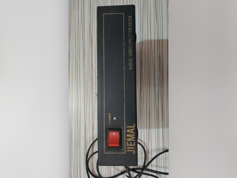 Jiemal VA-104 RCA Splitter (1:4)