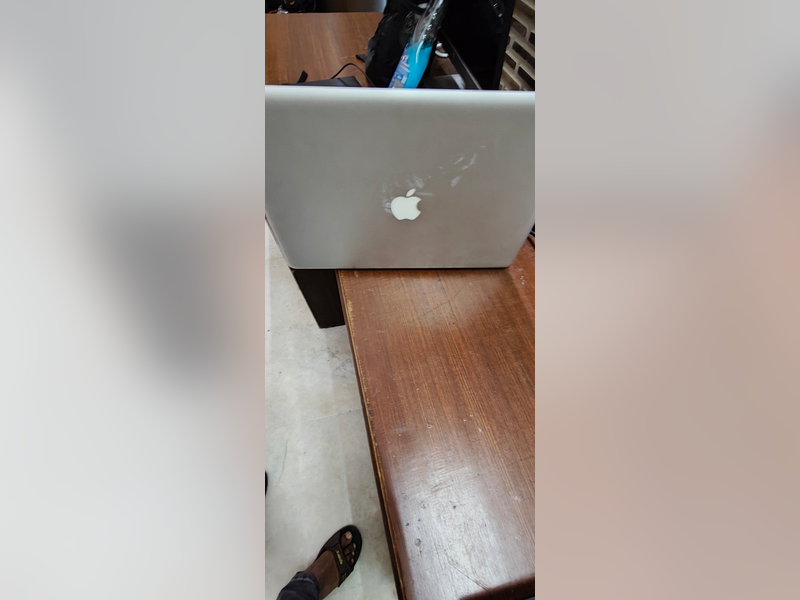 Click to enlarge Apple MacBook Pro A1286 (For Parts / Repair), lid