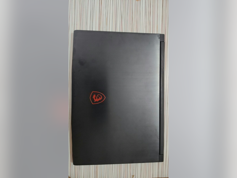 Click to enlarge MSI GF63 Thin 9SC Laptop (MS-16R3), lid