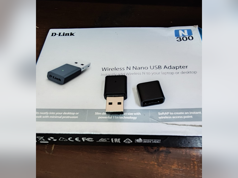 Click to enlarge D-Link Wireless N Nano USB Adapter, adapter with its cap