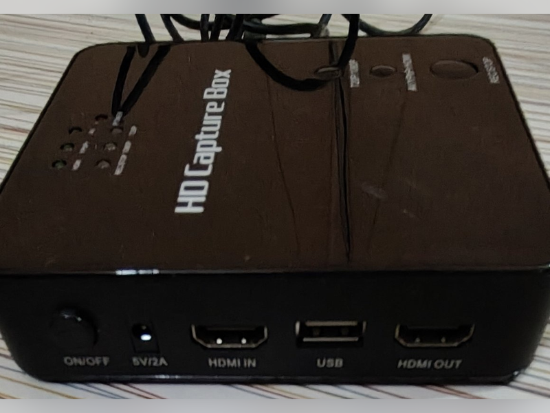 HD Capture Box, HDMI in, HDMI out and USB