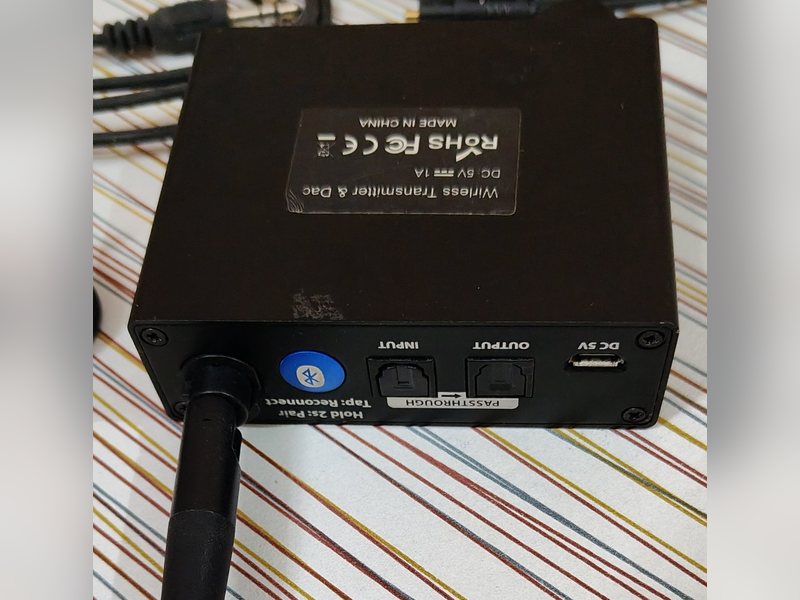 Click to enlarge Wireless Transmitter and Optical Digital Audio Converter (DAC), optical in and out, pairing button, micro-USB power
